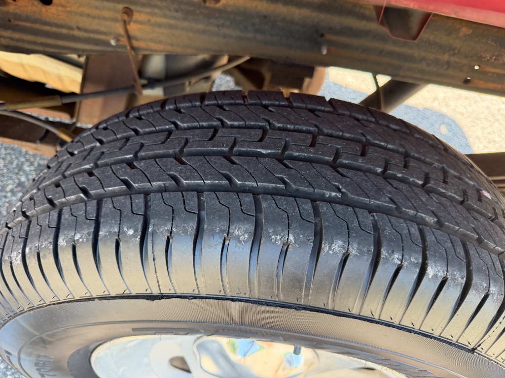 2000 Ford F-150 XL - Photo 9