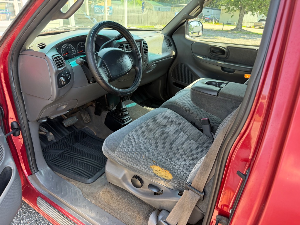2000 Ford F-150 XL - Photo 11